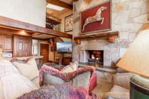 Village Center 5H condo Vail